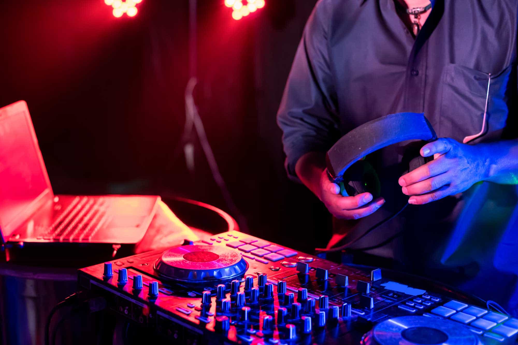 Mejor curso de DJ online en español 2026 - Curso para DJs principiantes DJGYM